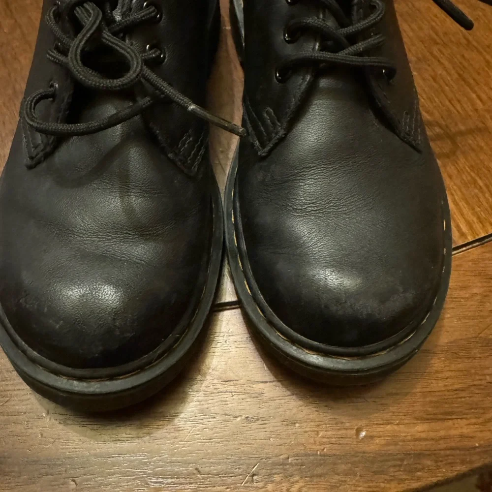 Dr. Martens Kids Black Shoes Size 1 Grunge  streetwear  Back to school  preppy